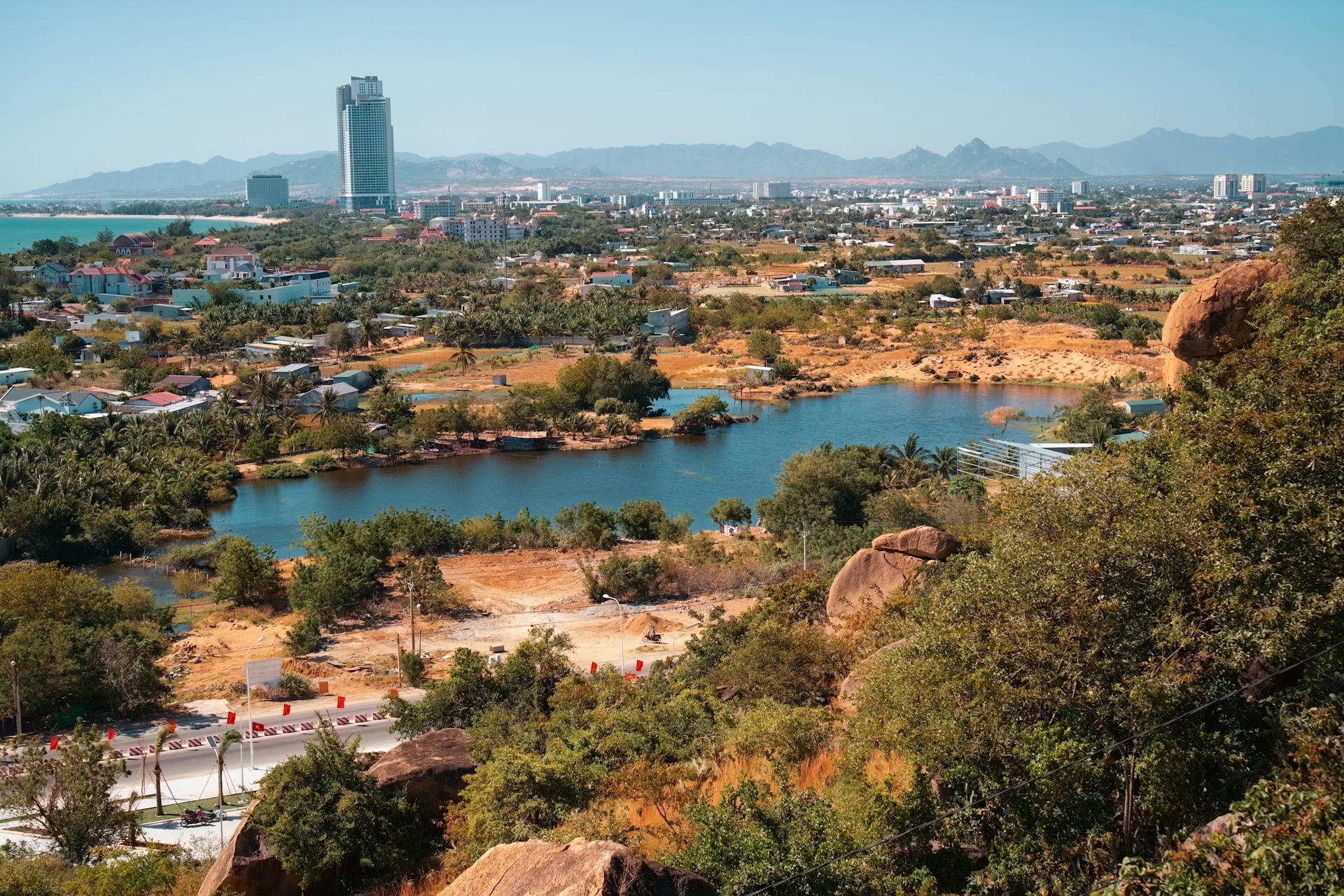 Những Lưu Ý Khi Du Lịch Mùa Hè Tại Nha Trang